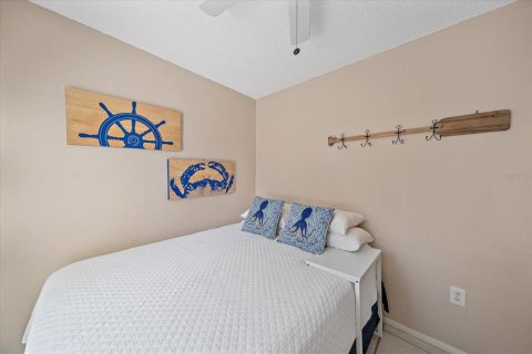 Condo in Sarasota, Florida, 2 bedrooms  № 1881232 - photo 26