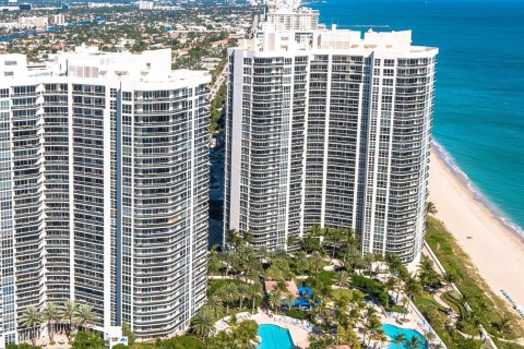 Condominio en venta en Fort Lauderdale, Florida, 3 dormitorios, 183.67 m2 № 2175408 - foto 25