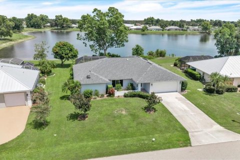 Villa ou maison à Punta Gorda, Floride 3 chambres, 194.82 m2 № 2324653