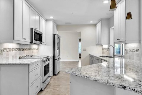 Villa ou maison à vendre à Punta Gorda, Floride: 3 chambres, 194.82 m2 № 2324653 - photo 4