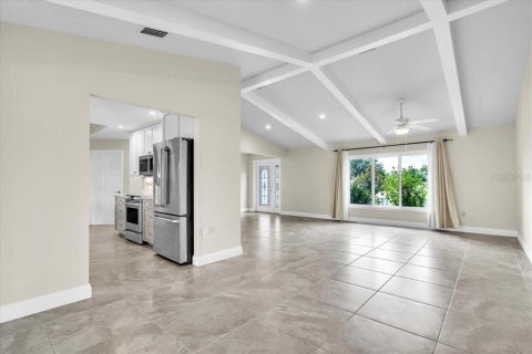 Villa ou maison à vendre à Punta Gorda, Floride: 3 chambres, 194.82 m2 № 2324653 - photo 26