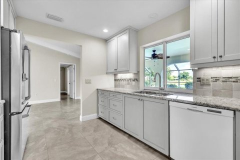 Villa ou maison à vendre à Punta Gorda, Floride: 3 chambres, 194.82 m2 № 2324653 - photo 30