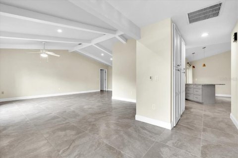 Villa ou maison à vendre à Punta Gorda, Floride: 3 chambres, 194.82 m2 № 2324653 - photo 8