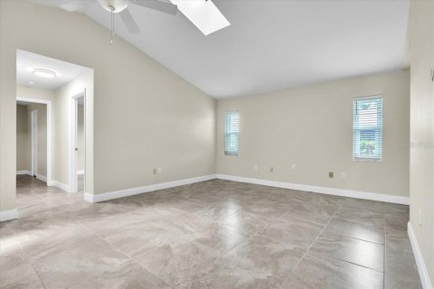 Villa ou maison à vendre à Punta Gorda, Floride: 3 chambres, 194.82 m2 № 2324653 - photo 9