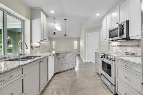 Villa ou maison à vendre à Punta Gorda, Floride: 3 chambres, 194.82 m2 № 2324653 - photo 29
