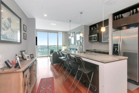 Condo in Tampa, Florida, 2 bedrooms  № 1613960 - photo 5