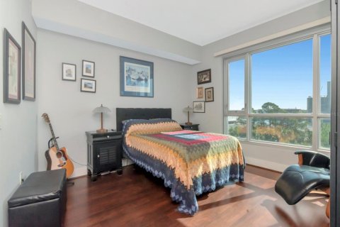 Condo in Tampa, Florida, 2 bedrooms  № 1613960 - photo 15