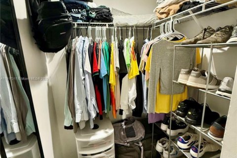 Condo in Coral Springs, Florida, 3 bedrooms  № 1975885 - photo 20