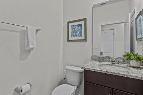 House in Davenport, Florida 6 bedrooms, 303.23 sq.m. № 1571873 - photo 20
