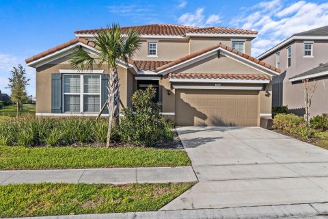 House in Davenport, Florida 6 bedrooms, 303.23 sq.m. № 1571873 - photo 1