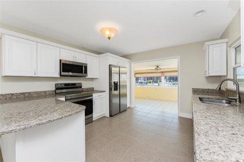 Casa en venta en Punta Gorda, Florida, 3 dormitorios, 192.87 m2 № 1568042 - foto 11