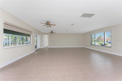 Casa en venta en Punta Gorda, Florida, 3 dormitorios, 192.87 m2 № 1568042 - foto 7