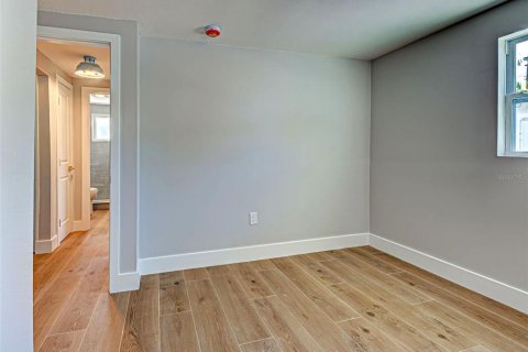 House in Englewood, Florida 2 bedrooms, 66.89 sq.m. № 1833303 - photo 25