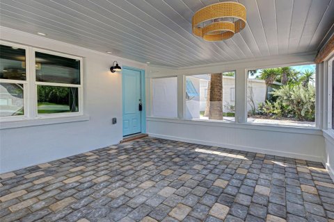 House in Englewood, Florida 2 bedrooms, 66.89 sq.m. № 1833303 - photo 4