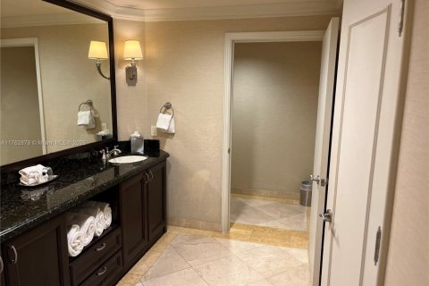 Hotel in Fort Lauderdale, Florida 1 bedroom, 91.97 sq.m. № 1731428 - photo 21