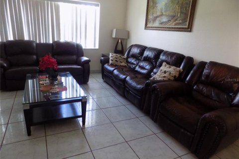 House in Port Charlotte, Florida 3 bedrooms, 123.65 sq.m. № 1812518 - photo 5