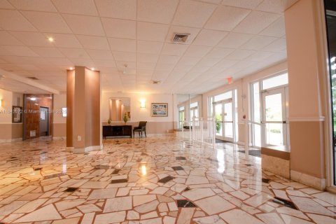 Condominio en venta en North Miami, Florida, 2 dormitorios, 110.37 m2 № 1834376 - foto 20