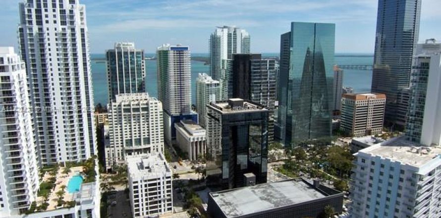 Condo à Miami, Floride, 2 chambres  № 1973536