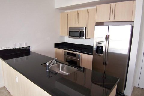 Copropriété à vendre à Miami, Floride: 2 chambres, 95.13 m2 № 1973536 - photo 3