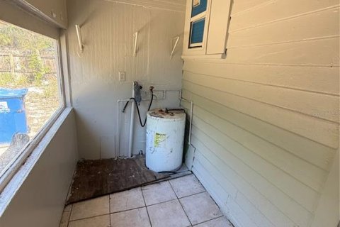House in Saint Petersburg, Florida 2 bedrooms, 49.05 sq.m. № 2097273 - photo 8