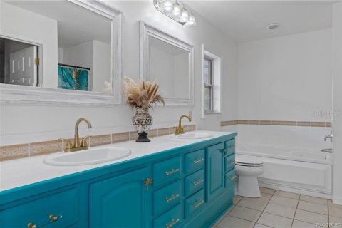 House in Crystal River, Florida 3 bedrooms, 186.18 sq.m. № 1771059 - photo 28