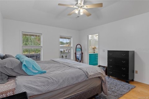 House in Crystal River, Florida 3 bedrooms, 186.18 sq.m. № 1771059 - photo 26