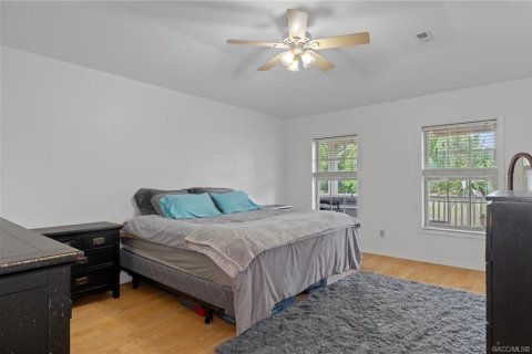 House in Crystal River, Florida 3 bedrooms, 186.18 sq.m. № 1771059 - photo 25