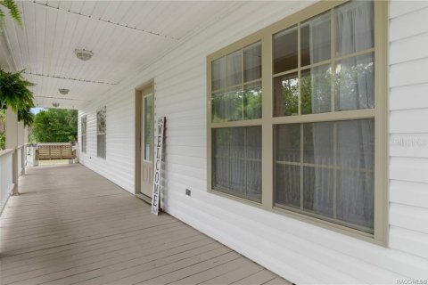 House in Crystal River, Florida 3 bedrooms, 186.18 sq.m. № 1771059 - photo 4