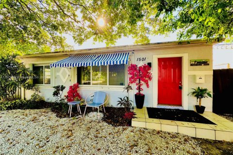 Villa ou maison à Fort Lauderdale, Floride 5 chambres, 187.29 m2 № 2014140