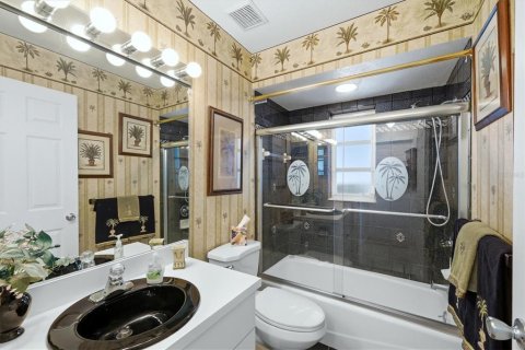 Villa ou maison à vendre à Port Charlotte, Floride: 2 chambres, 144.09 m2 № 2419674 - photo 25