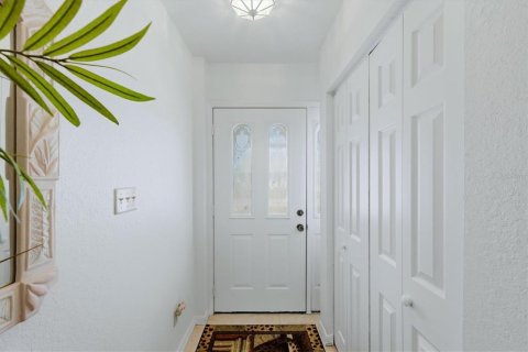 Villa ou maison à vendre à Port Charlotte, Floride: 2 chambres, 144.09 m2 № 2419674 - photo 7