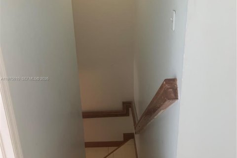 Снять в аренду таунхаус в Хомстед, Флорида 2 спальни, 127.28м2, № 2036180 - фото 30