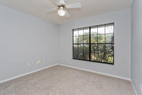 House in Casselberry, Florida 4 bedrooms, 208.38 sq.m. № 1547721 - photo 5
