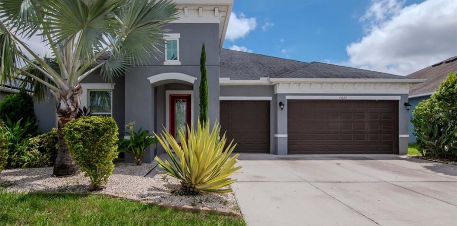 House in Riverview, Florida 4 bedrooms, 232.26 sq.m. № 1903908