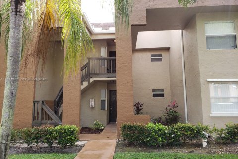 Condominio en venta en Pembroke Pines, Florida, 1 dormitorio, 71.53 m2 № 2152736 - foto 13