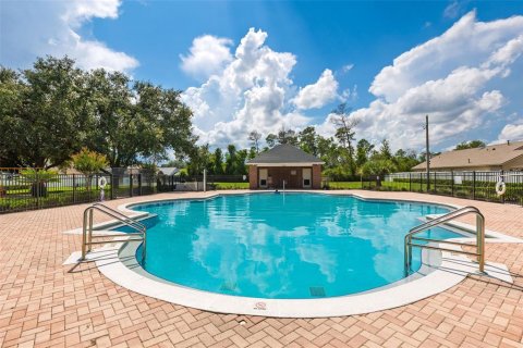 Villa ou maison à vendre à Deltona, Floride: 4 chambres, 231.05 m2 № 1909271 - photo 9