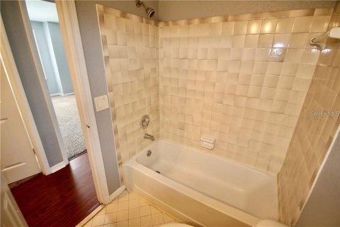 Copropriété à louer à Winter Park, Floride: 2 chambres, 94.57 m2 № 2368957 - photo 17