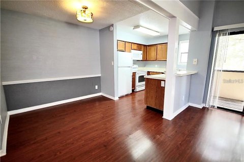 Copropriété à louer à Winter Park, Floride: 2 chambres, 94.57 m2 № 2368957 - photo 4