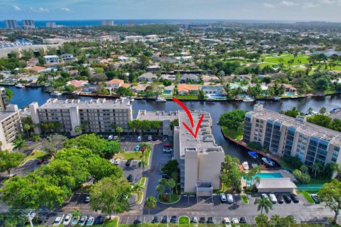 Condo in Boca Raton, Florida, 2 bedrooms  № 1223232 - photo 1
