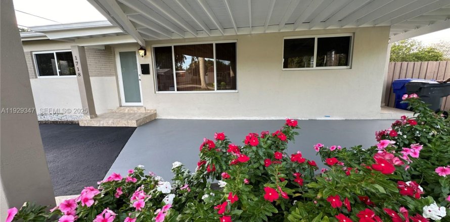 Villa ou maison à Hollywood, Floride 3 chambres, 119.1 m2 № 1987617