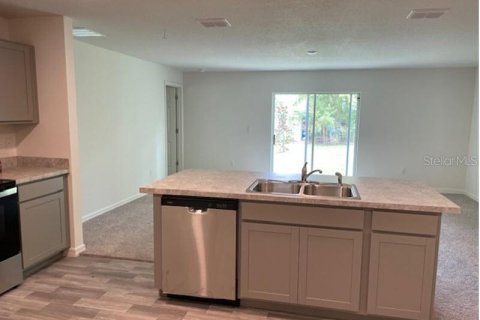 House in Palm Coast, Florida 4 bedrooms, 167.78 sq.m. № 1396472 - photo 4