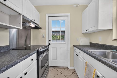 Villa ou maison à vendre à North Port, Floride: 2 chambres, 60.11 m2 № 2227304 - photo 27