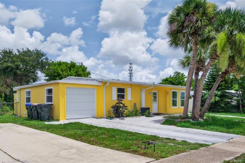 Villa ou maison à vendre à North Port, Floride: 2 chambres, 60.11 m2 № 2227304 - photo 5