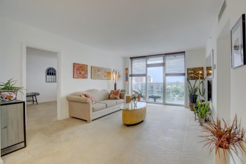 Copropriété à louer à Hollywood, Floride: 2 chambres, 119.66 m2 № 2241210 - photo 6