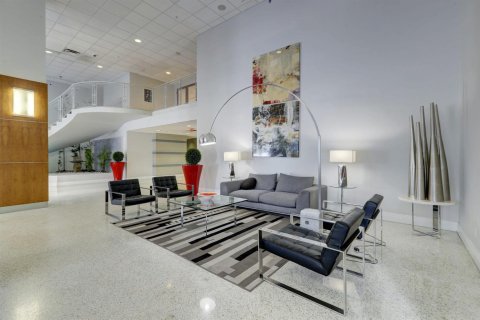 Copropriété à louer à Hollywood, Floride: 2 chambres, 119.66 m2 № 2241210 - photo 3