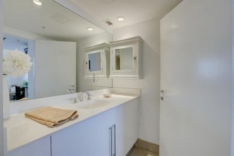 Copropriété à louer à Hollywood, Floride: 2 chambres, 119.66 m2 № 2241210 - photo 20