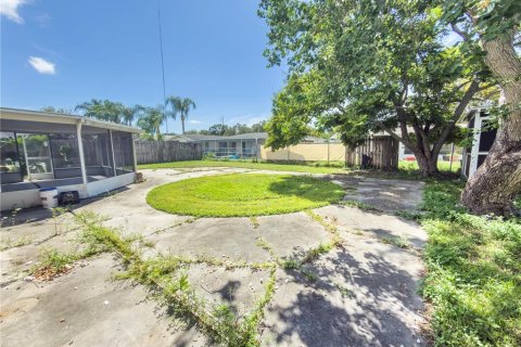 House in Holiday, Florida 2 bedrooms, 82.5 sq.m. № 1899270 - photo 14