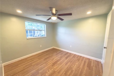 House in Holiday, Florida 2 bedrooms, 82.5 sq.m. № 1899270 - photo 10