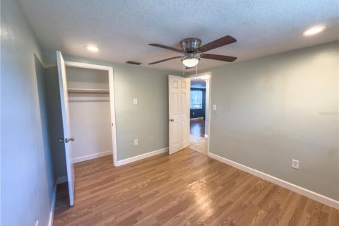 House in Holiday, Florida 2 bedrooms, 82.5 sq.m. № 1899270 - photo 11