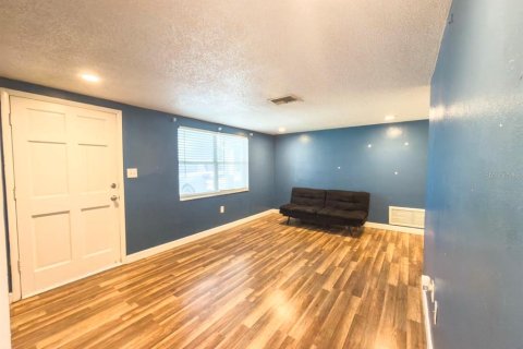 House in Holiday, Florida 2 bedrooms, 82.5 sq.m. № 1899270 - photo 2